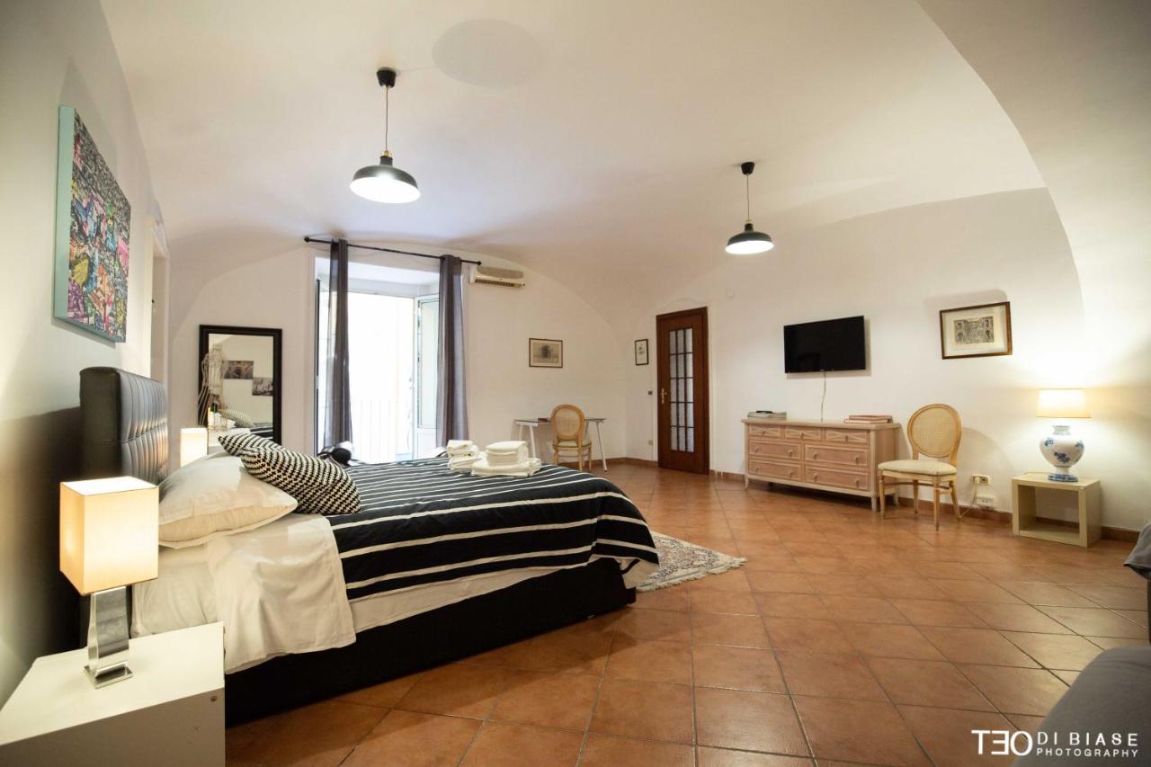 La Loggia Di Cassano By Dimorra Apartment เนเปิลส์ ภายนอก รูปภาพ